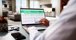 Diet plan on a laptop computer