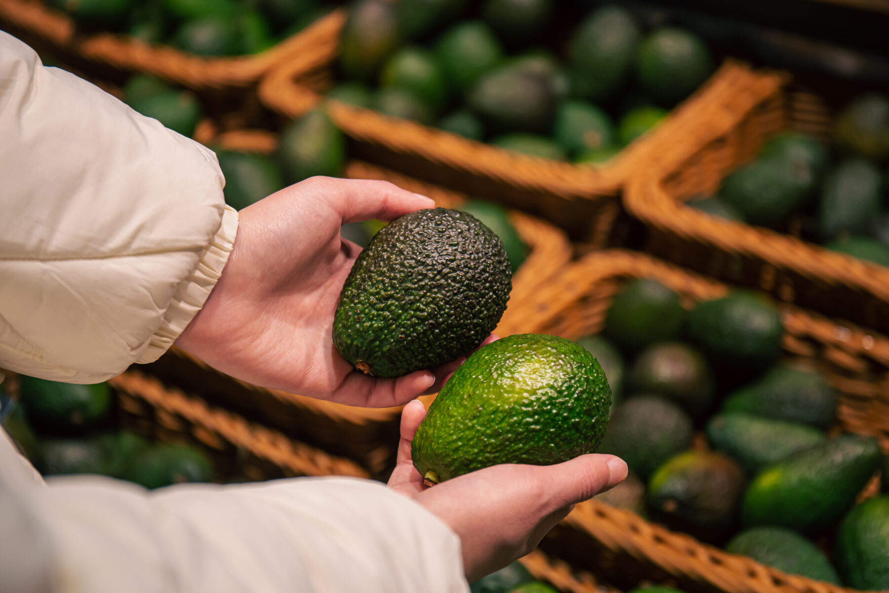 Smartphone-powered AI predicts avocado ripeness